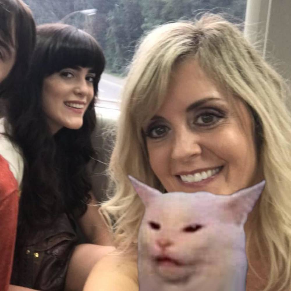 Meet your Posher, Crystal